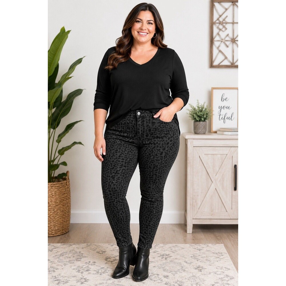 Time and Tru Womens XXL 20 Black Gray Leopard Print Skinny Jeggings Stretch Pant